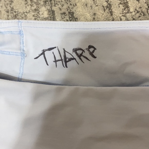 lulu shorts size 10 reg - Picture 4 of 4